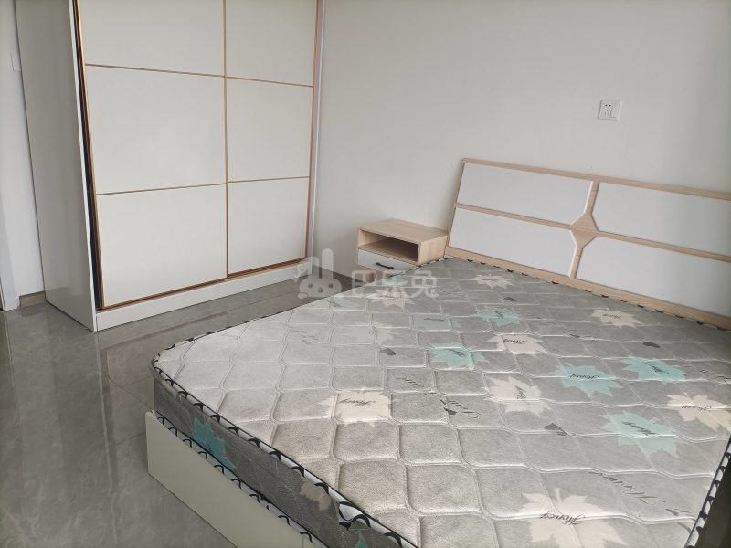 临港17区11774162卧室图3