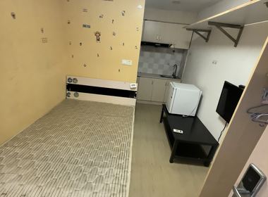 延吉东路130弄小区 1室0厅1卫