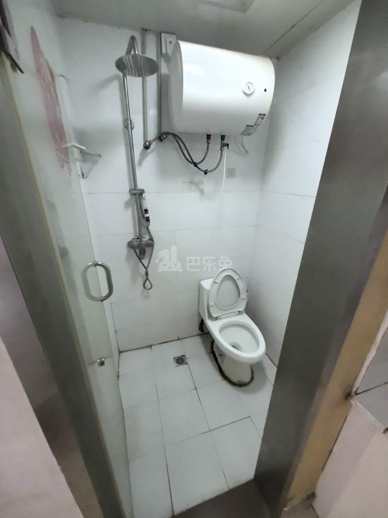 延吉东路130弄小区11803012卫生间图5