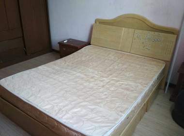 上钢一村 2室0厅1卫