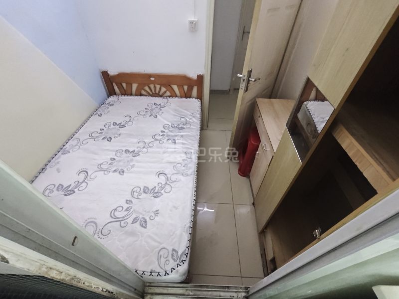 月亮湾花园1182587卧室图1