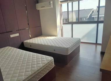 榴莲公寓（西郊家园店） 1室0厅1卫