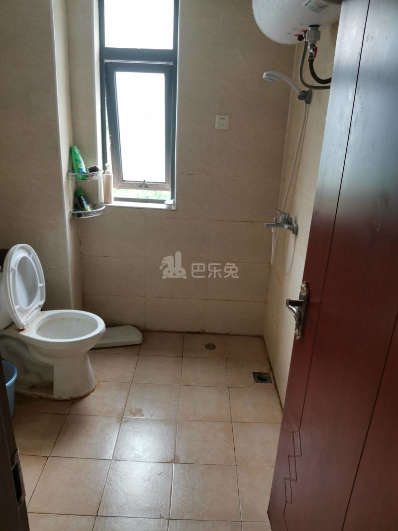 保利家园南区524858卫生间图13