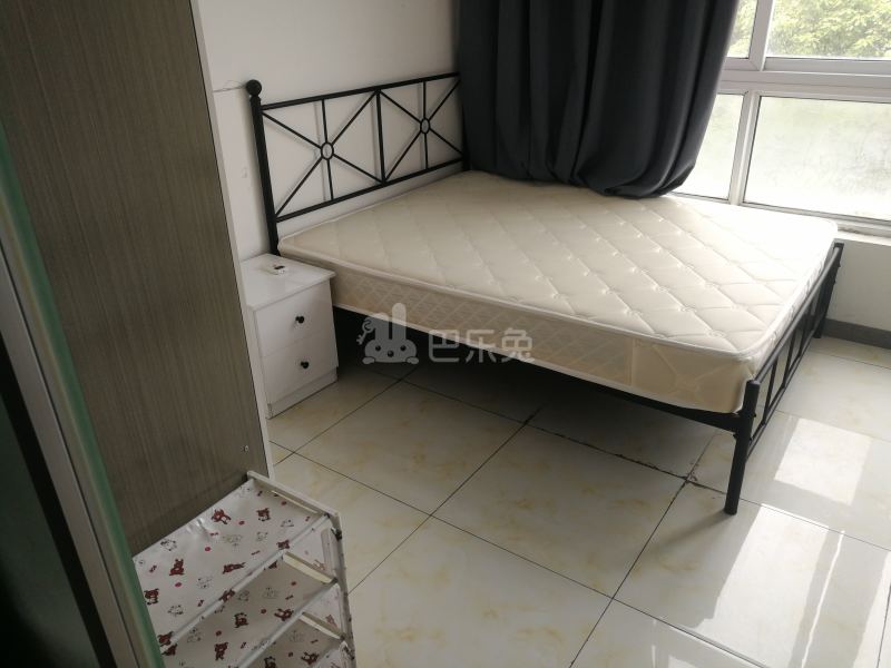 云翔佳苑南区（嘉年路651弄）11841268卧室图0