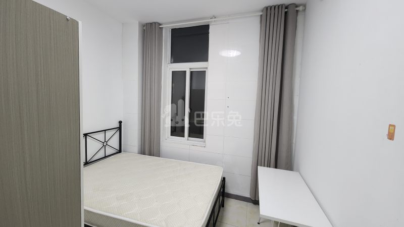 云翔佳苑南区（嘉年路651弄）11841286卧室图0