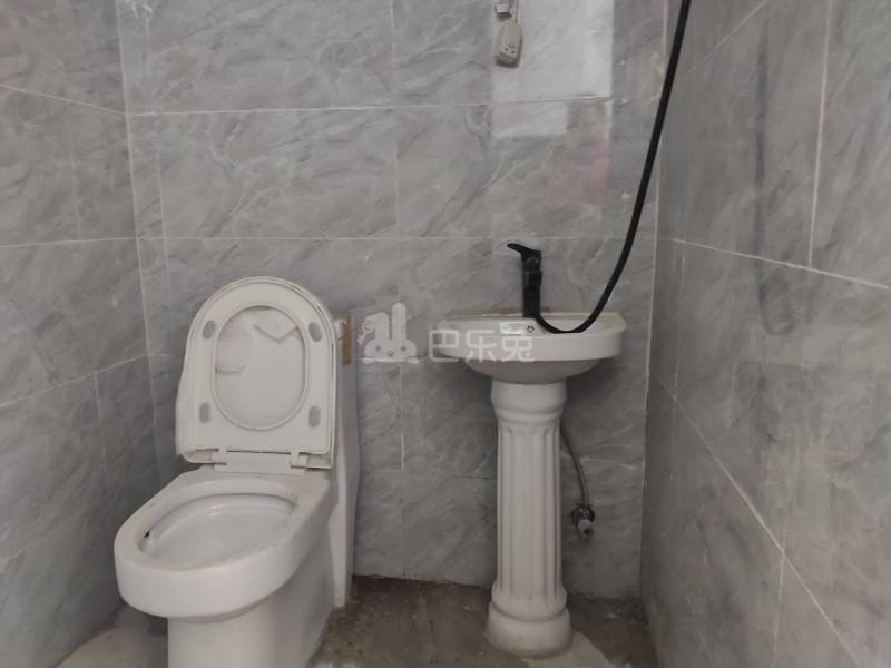 云翔佳苑南区（嘉年路651弄）11841288卫生间图5