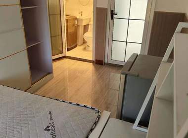 榴莲公寓（西郊家园店） 1室0厅1卫