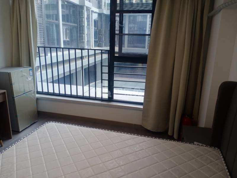 保利融信和光尘樾11856139卧室图1