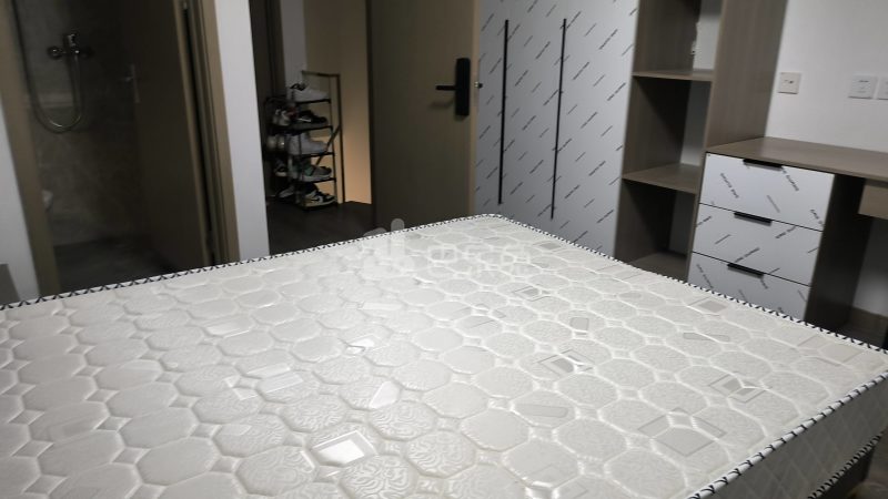 保利融信和光尘樾11856150卧室图3