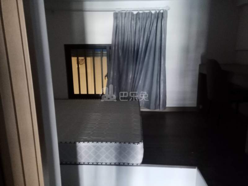 保利融信和光尘樾11856221卧室图0