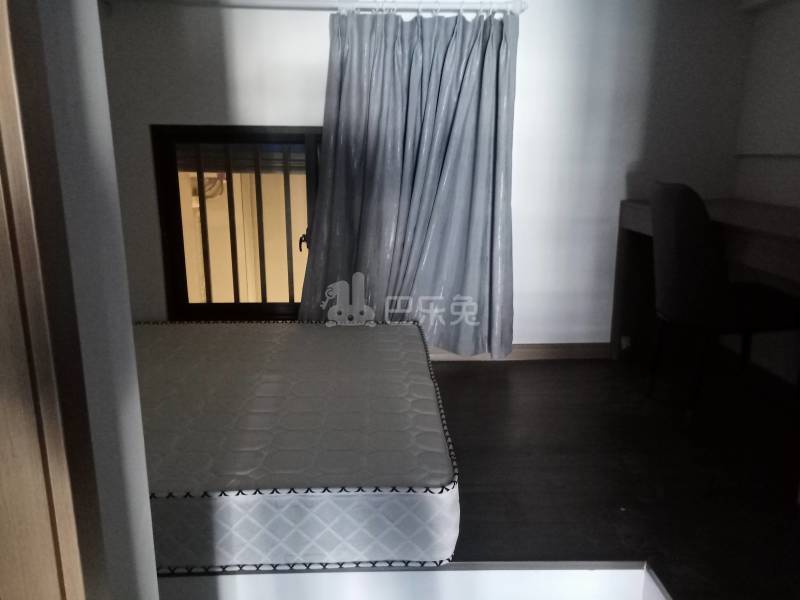 保利融信和光尘樾11856221卧室图3