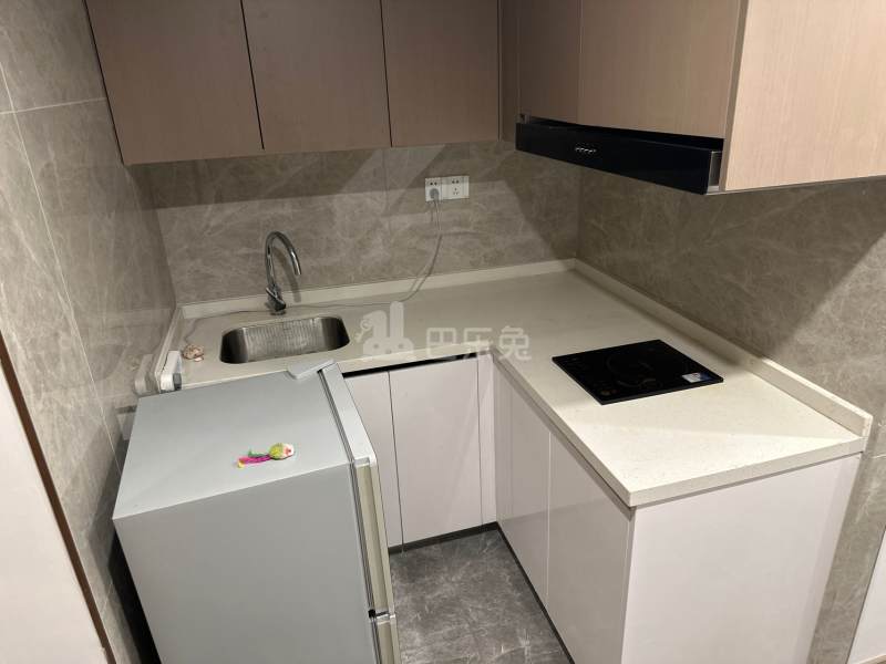 保利融信和光尘樾11856255厨房图6