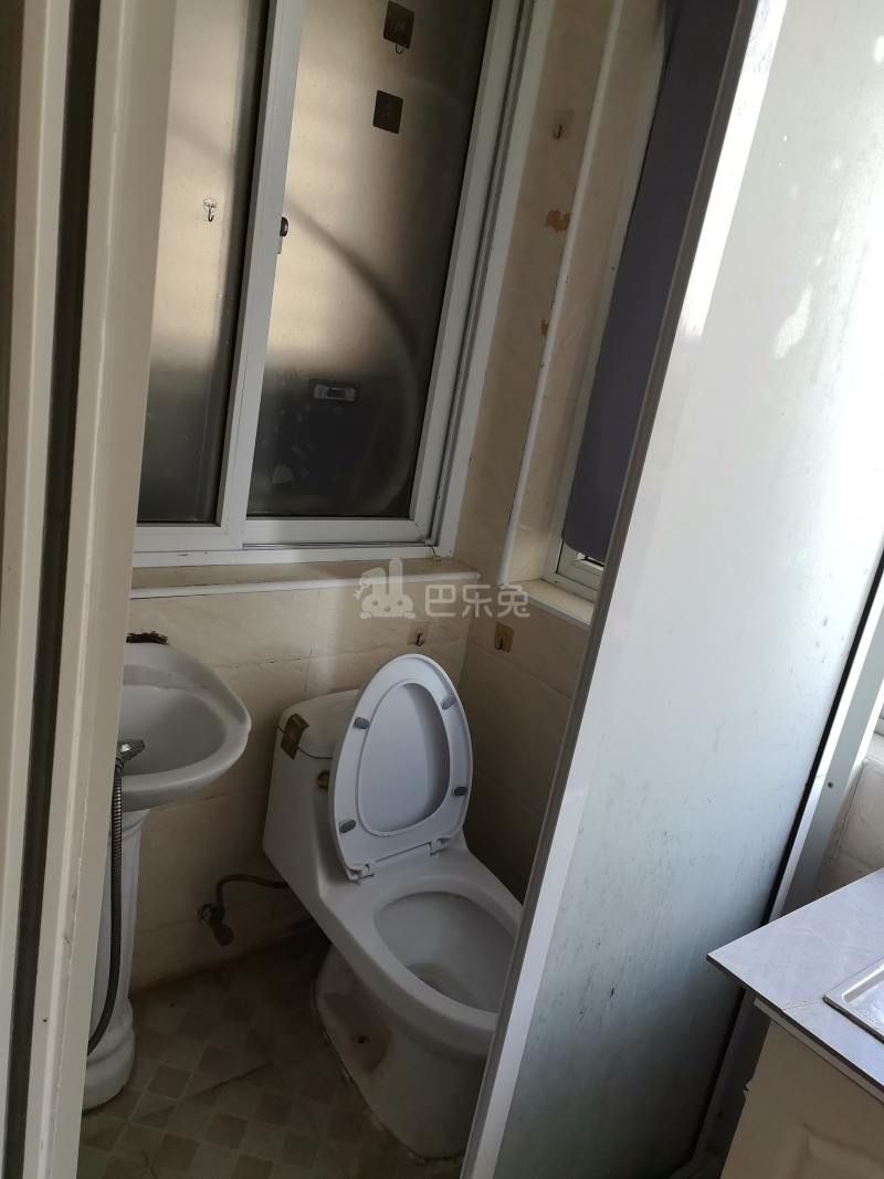 汇郡海棠苑（浦东）11874848卫生间图8