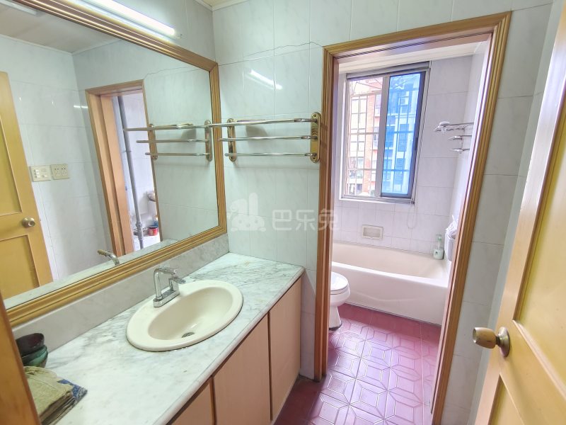 韩家弄小区11887763卫生间图4