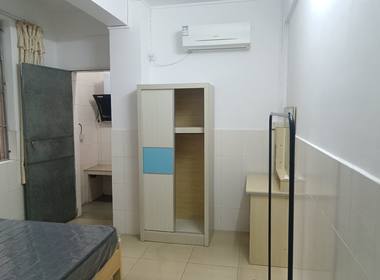 罗家村南约大街25号 