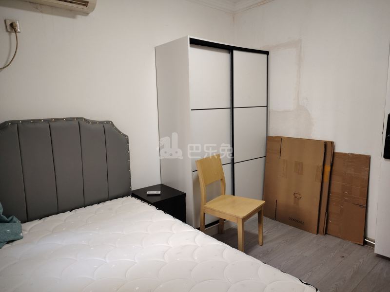 滨江小区（天钥桥南路1199弄）11939784卧室图1