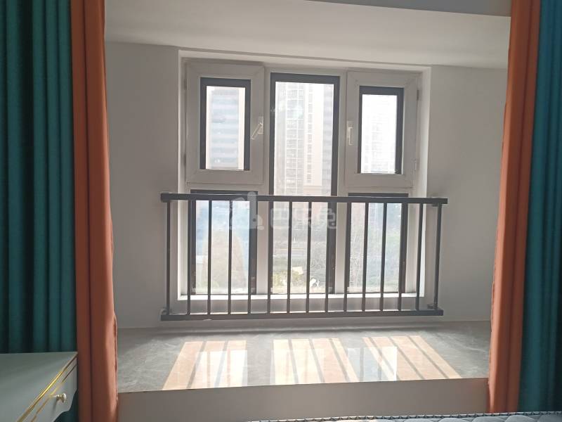 浦西玫瑰园（天誉名邸）11959630卧室窗户图12