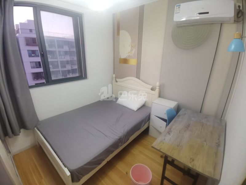 华泾绿苑11979301卧室图0