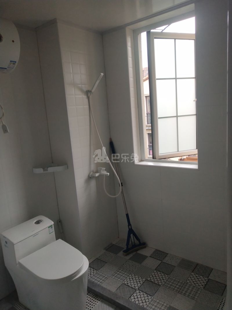 龙湖郦城（云屏路88弄）11993872卫生间图9