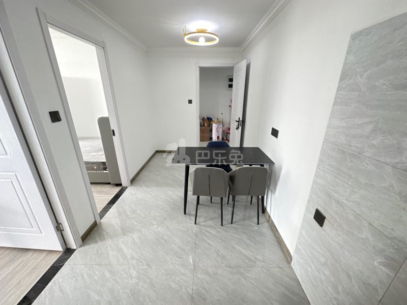 潮听名苑12013297客厅图5