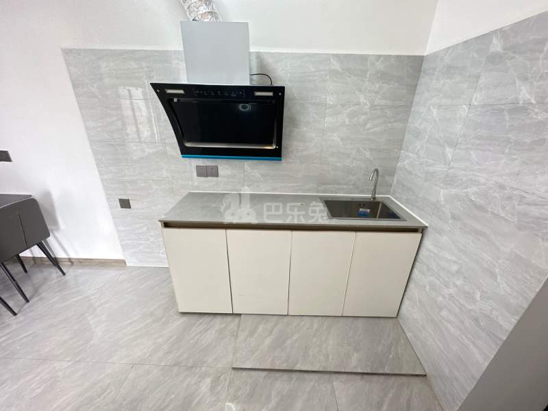 潮听名苑12013297厨房图6