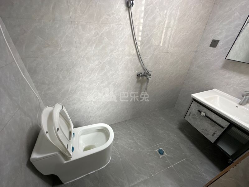 潮听名苑12013297卫生间图7