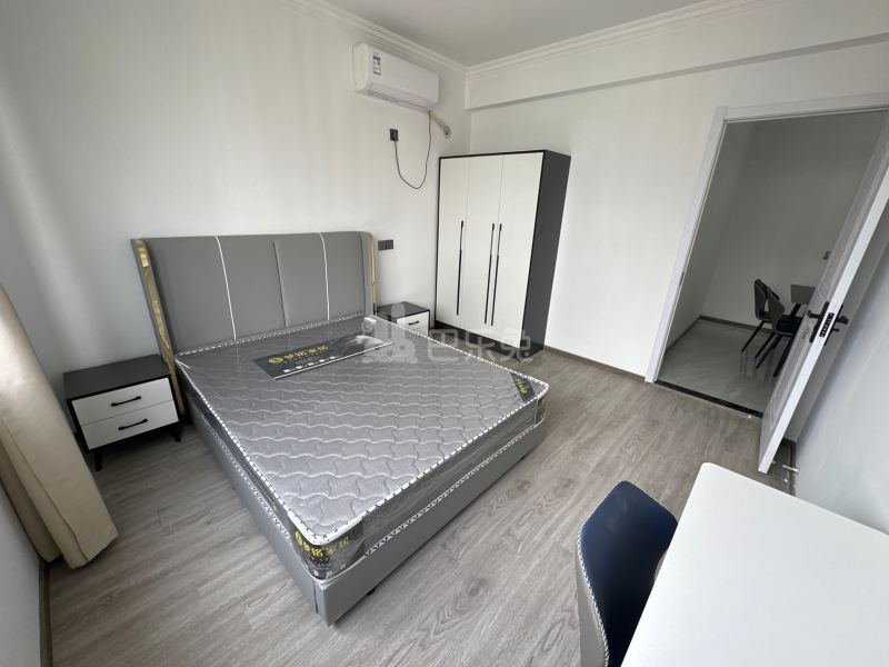 潮听名苑12013299卧室图2