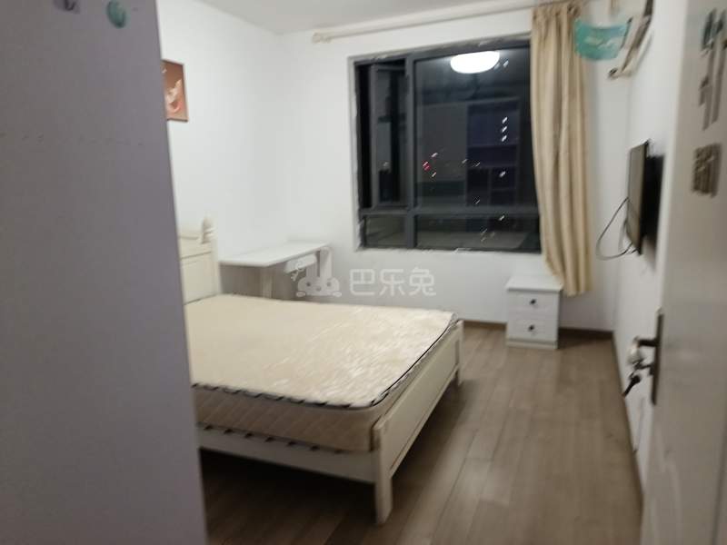 三花现代城丹桂苑12019169卧室图0