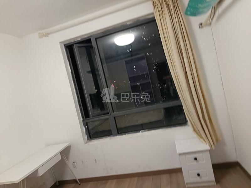 三花现代城丹桂苑12019169卧室窗户图9