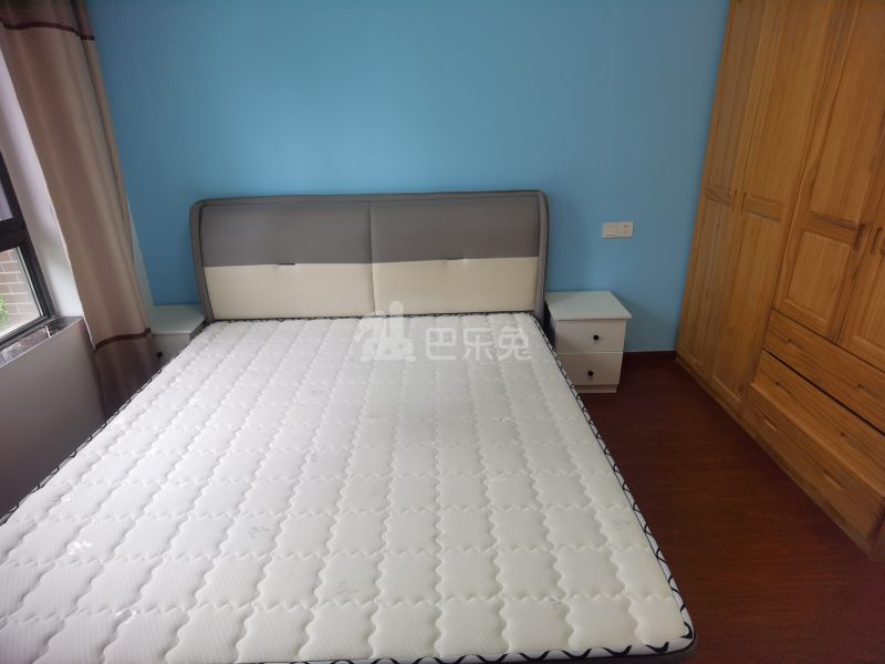 乾皓苑12043292卧室图3