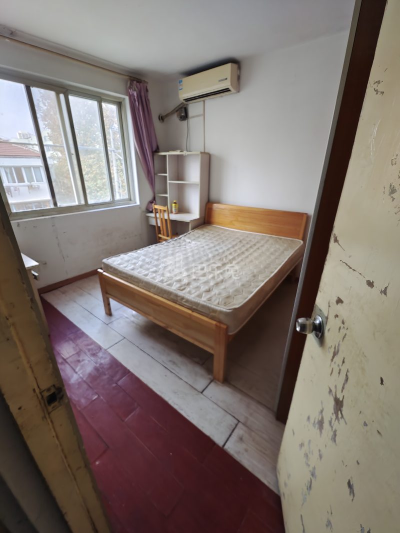 徐汇长春苑12061803客厅图0