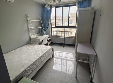 徐汇长春苑 2室1厅1卫