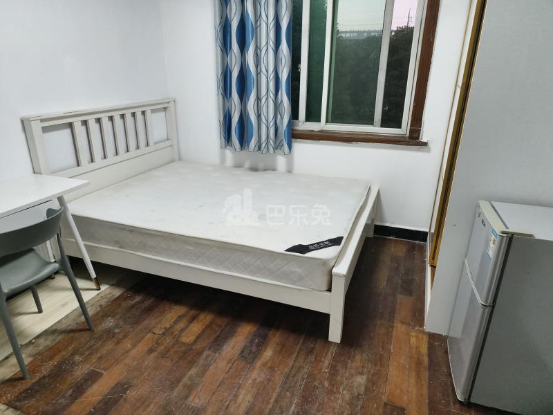 金桂新村12076006卧室图0