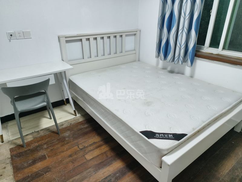 金桂新村12076006卧室图2