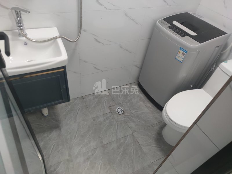 新中北家园12082620卫生间图4