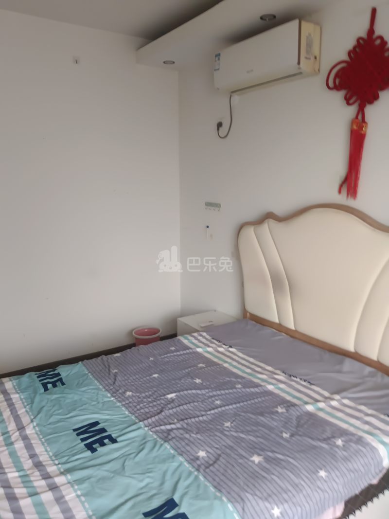 鑫苑国际城市花园12103371卧室图2