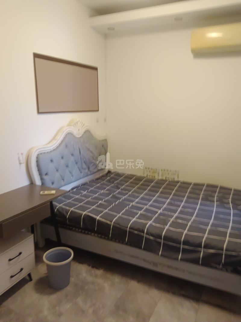 鑫苑国际城市花园12103371卧室图4