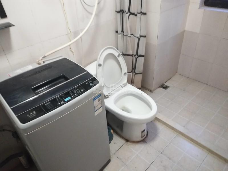 海德公寓12112200卫生间图4