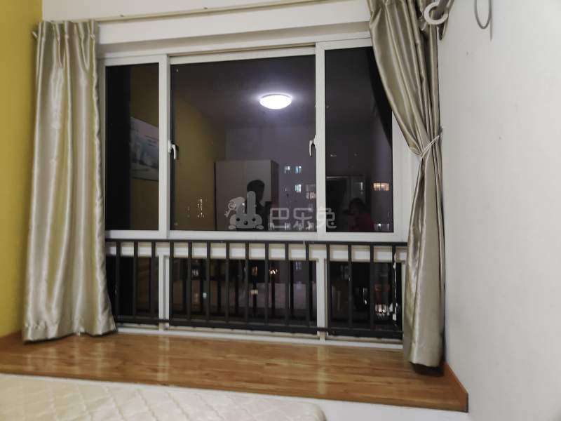 白银时代尚苑三期12122632卧室窗户图10