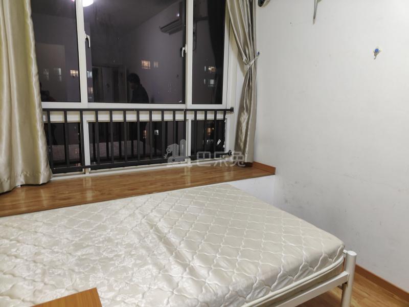 白银时代尚苑三期12122632卧室图3