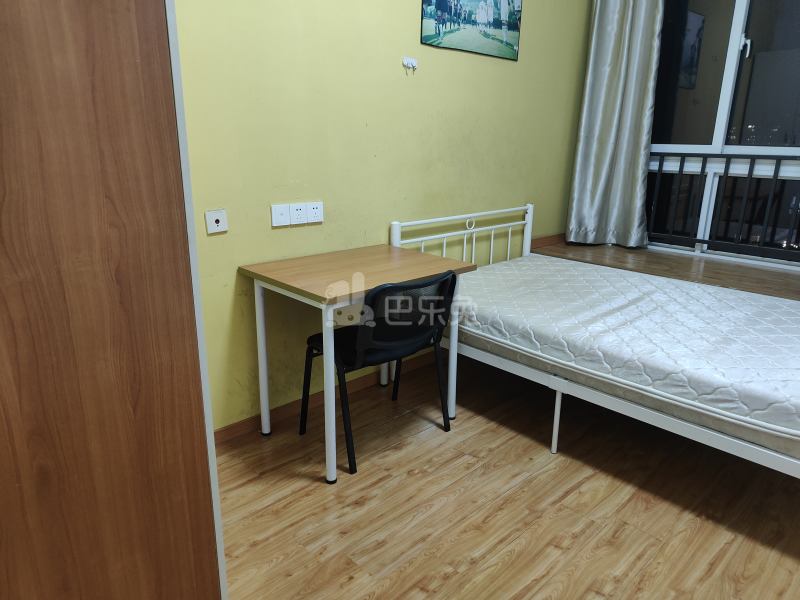 白银时代尚苑三期12122632卧室图0