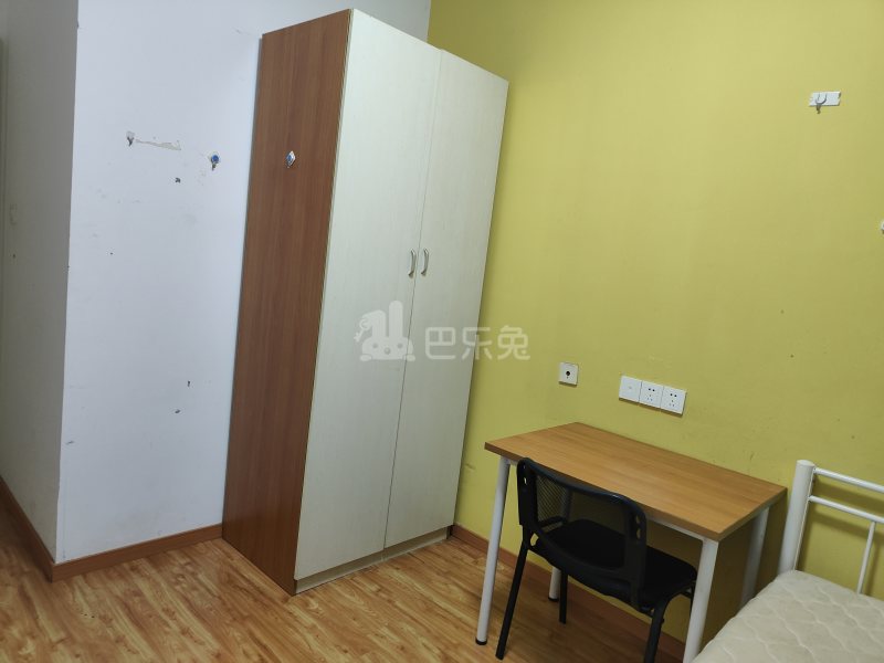 白银时代尚苑三期12122632卧室图2