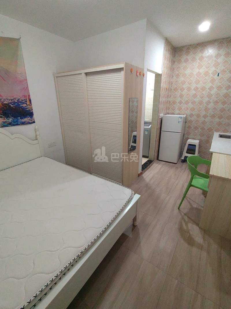 富源公寓（长青路店）12123995卧室图3