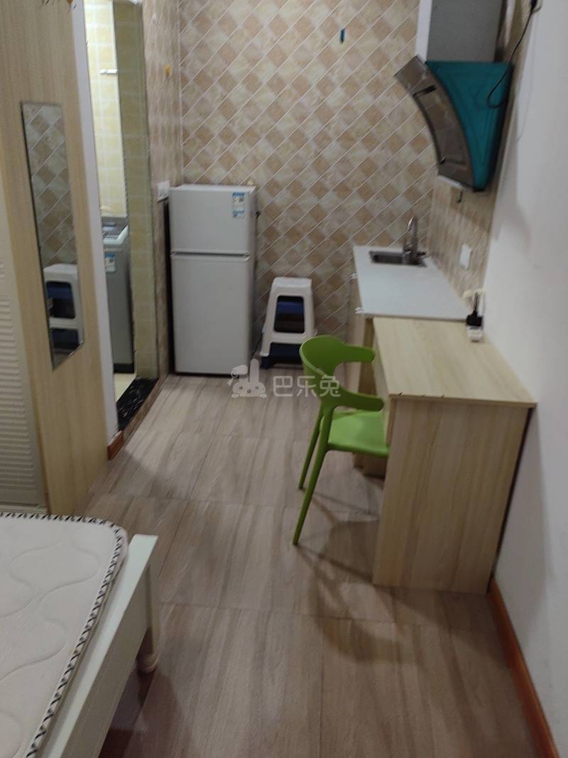 富源公寓（长青路店）12123995卧室图2