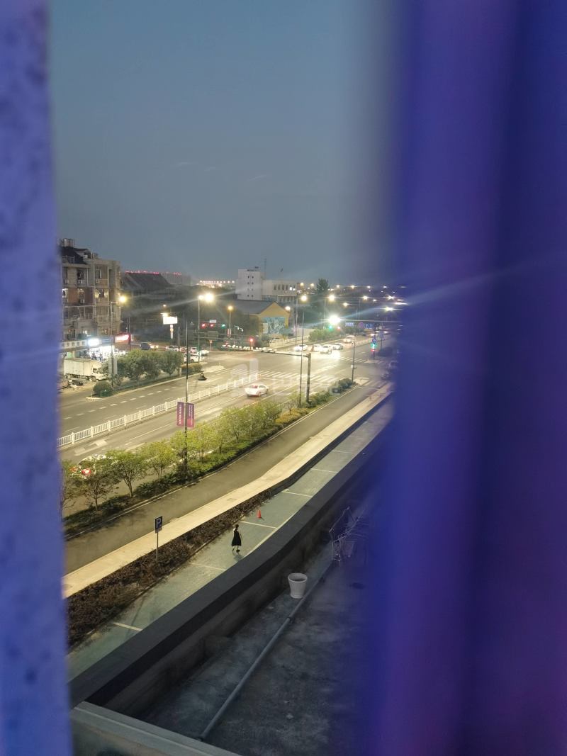 吴家东风嘉苑一区12132644卧室窗户图6