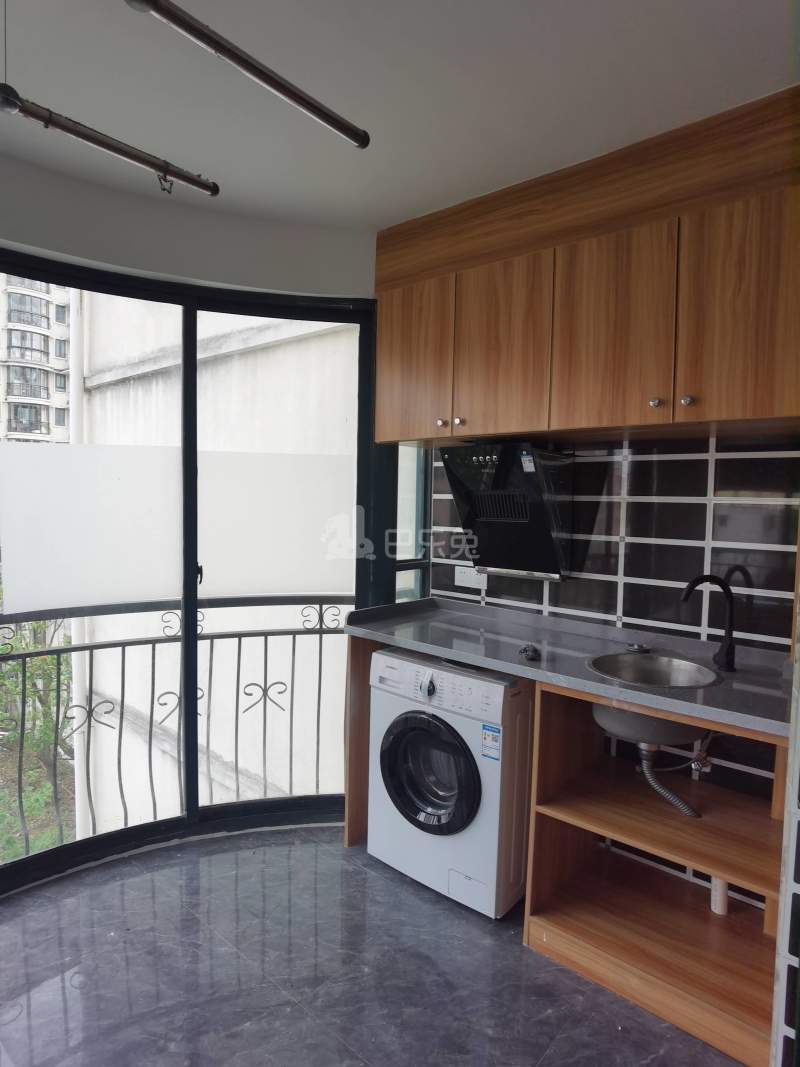 华丰新苑12132887厨房图5