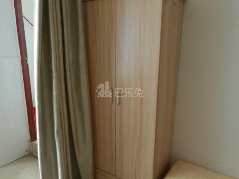 向南商业街4号1215449卧室图3