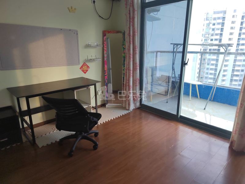 嘉利明珠城（平型关路377弄）1218465卧室图1