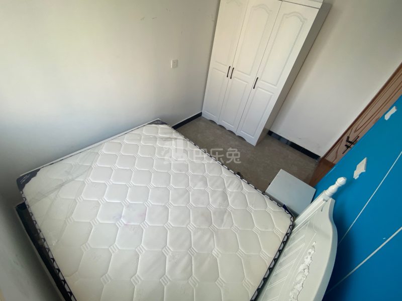 花溪畔居12204111卧室图2