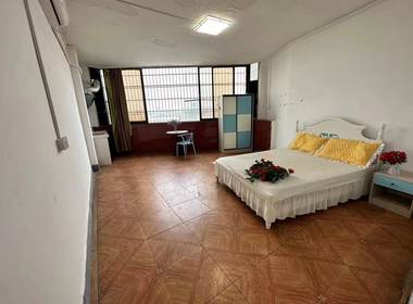 荷花路7号 1室0厅1卫